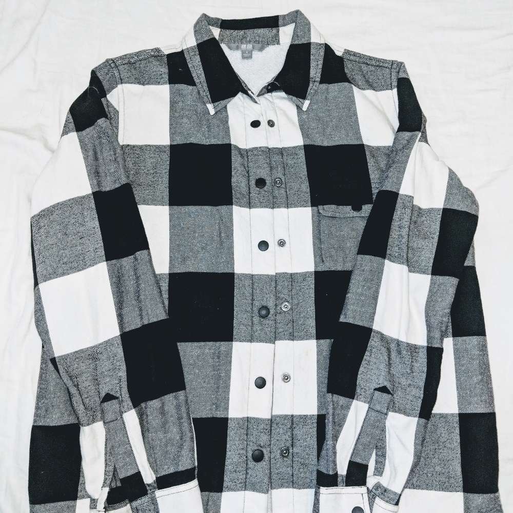 Uniqlo fleeced lined flannel shirt